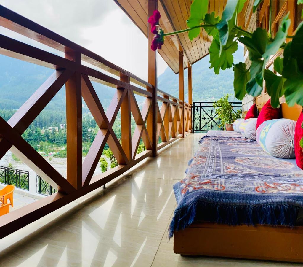 Holywood Classic-River View Resort Маналі Екстер'єр фото
